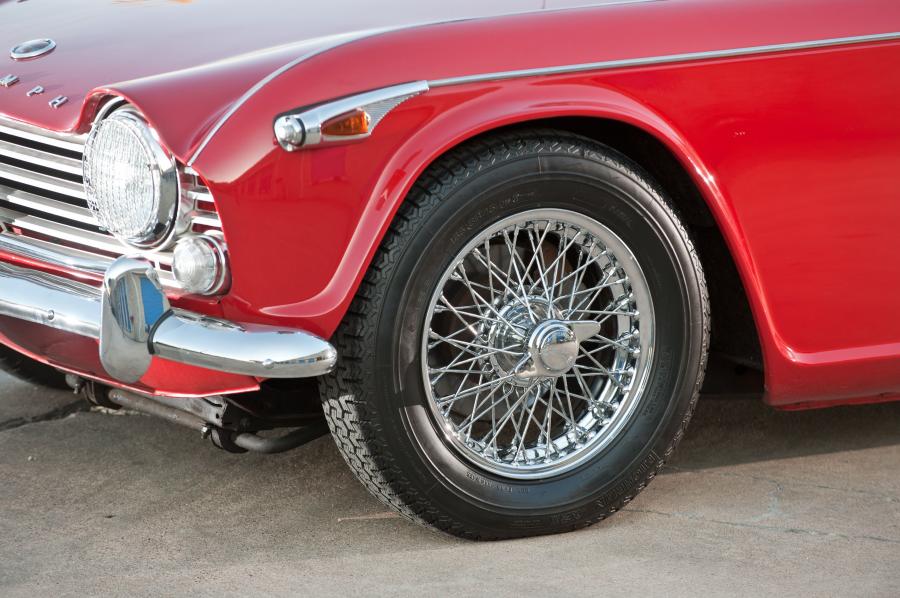 Колеса Triumph TR4A 1965 года  (фото 13 из 18)